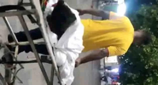 Jamshedpur Railway Yard: खड़ी ट्रेन में 7 साल की बच्ची के साथ गंदा काम, हालत गंभीर 3 Jamshedpur Railway Yard Dirty act done with a 7 year old girl in a stationary train condition critical