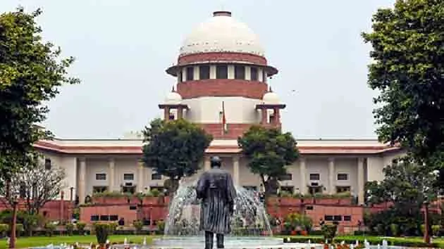 नियोजित शिक्षकों को SC की दो टूक- सक्षमता परीक्षा नहीं दे सकते तो छोड़ दें नौकरी 6 SCs clear message to employed teachers if you cannot take the competency test then leave the job