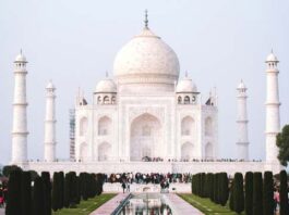 Taj Mahal is tarnishing India's international image