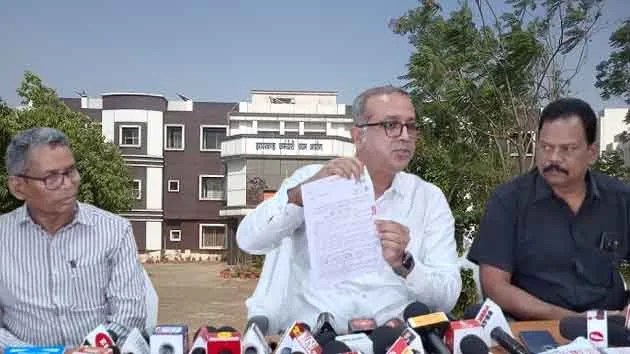 JSSC CGL Exam 2023: जेएसएससी पेपर लीक, प्रश्न रिपीट के आरोपों की होगी जांच 1 JSSC CGL Exam 2023 Allegations of paper leak, question repeat will be investigated