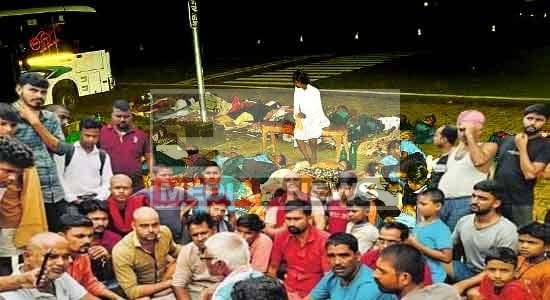 Bihar Darshan Yojana: शराबी शिक्षकों की गंदी हरकतों को लेकर स्कूल में ताला जड़ा 10 Bihar Darshan Yojana School locked due to dirty acts of drunk teachers