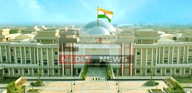 झारखंड HC ने JSSC CGL रिजल्ट पर लगाई रोक, पेपर लीक मामले में FIR का आदेश 9 Jharkhand HC stays JSSC CGL result, orders FIR in paper leak case