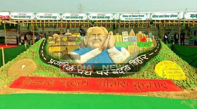 प्रगति यात्रा का आकर्षण बनी मधुरेंद्र की यह कलाकृति, मुख्यमंत्री भी हुए मुरीद 1 Madhurendra's artwork became the attraction of Pragati Yatra, even the Chief Minister became a fan