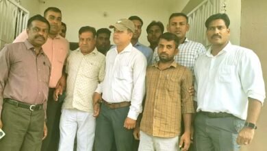 अरवल DEO ऑफिस का हेड कलर्क और ऑपरेटर 50 हजार की रिश्वत लेते रंगे हाथ गिरफ्तार 9 Head clerk and operator of Arwal DEO office arrested red handed while taking bribe of 50 thousand rupees