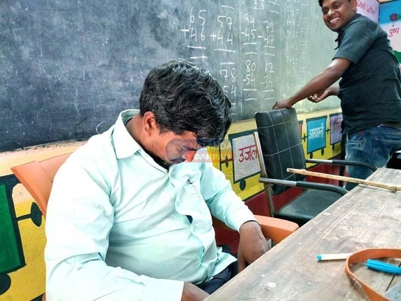 ACS sir please see how tired the teachers of this school are 4