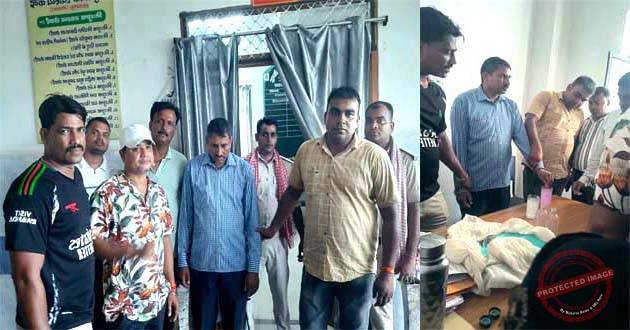 नालंदा में 40 हजार घूस लेते निगरानी टीम के हत्थे चढ़ा स्वास्थ्यकर्मी 1 Patna vigilance team caught VCM of Islampur PHC red handed taking bribe of 40 thousand rupees