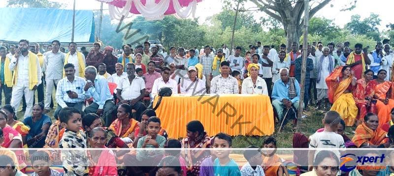 आसानबनी कलाडुंरी में धूमधाम से मना झारखंडी देश करम अखाड़ा 2 Jharkhandi Desh Karam Akhara celebrated with great pomp in Aasanbani Kaladuri 3