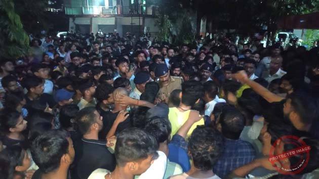 नालंदा इंजीनियरिंग कॉलेज में छात्रा की मौत, प्रिंसिपल की अमानवीयता से छात्र हुए उग्र 2 Student dies at Nalanda Engineering College students protest principal inhumanity 1