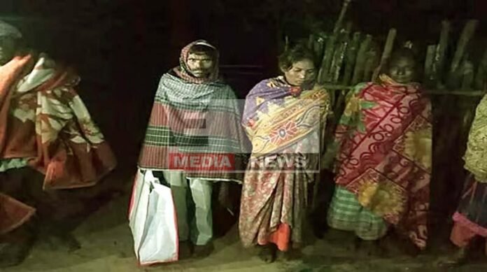 चाईबासाः थैले में बच्चे का शव मामले में SDO ने सौंपी रिपोर्ट, हुए अहम खुलासे चाईबासाः थैले में बच्चे का शव मामले में SDO ने सौंपी रिपोर्ट, हुए अहम खुलासे