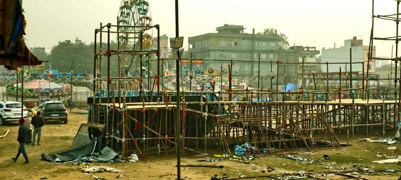 Defying the orders of the Patna High Court the school ground has been turned into a Disneyland 3