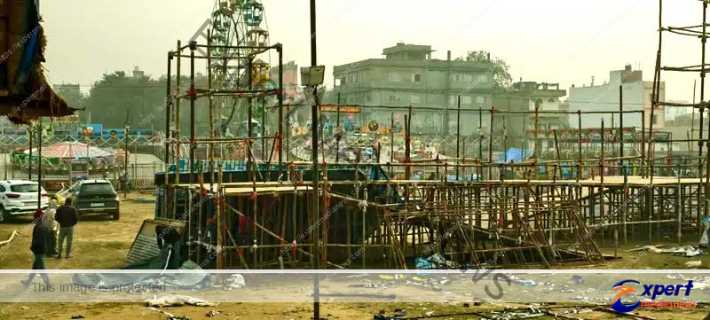 पटना हाईकोर्ट के आदेशों की अवेहलना, नालंदा में स्कूल मैदान बना डिज़नीलैंड! 3 Defying the orders of the Patna High Court the school ground has been turned into a Disneyland 3