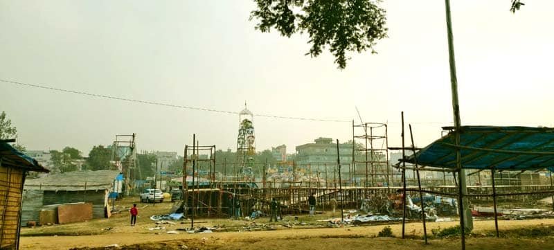 Defying the orders of the Patna High Court the school ground has been turned into a Disneyland 4