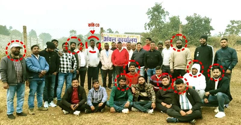 Incredible The Kanke Circle Officer transferred the land records of tribal land to the name of Mishra ji showing the dominance of brokers 1 1