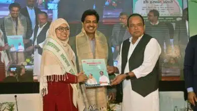 हिजाब की जंग: नीतीश का 'अपमान' और हेमंत का 'सम्मान', प्रतिमाह 3 लाख का 'लालच' या न्याय? 13 The hijab controversy Nitish insult and Hemant respect a monthly lure of 3 lakhs or justice 2