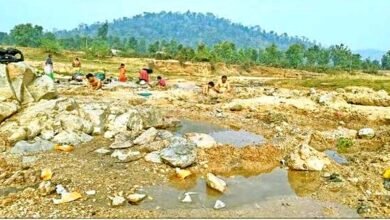 ततहा जल कुंड: पानी इतना गर्म कि अंडा उबल जाए, कहीं जल इतना ठंढ कि शरीर जम जाए 1 Tattaha Water Springs The water is so hot that an egg can boil in it while in other places the water is so cold that it can freeze the body