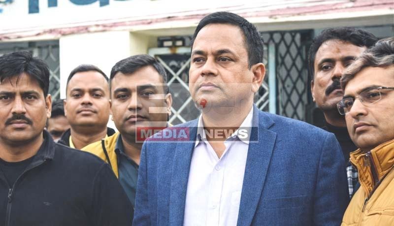 प्रखंड प्रमुख से 50 हजार की रिश्वत लेते पटना निगरानी के हत्थे चढ़ा गया बीडीओ प्रखंड प्रमुख से 50 हजार की रिश्वत लेते पटना निगरानी के हत्थे चढ़ा गया बीडीओ