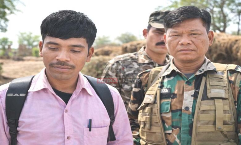 पलामू एसीबी की गिरफ्तारी | रोजगार सेवक रिश्वत मामला | दीदी बाड़ी योजना