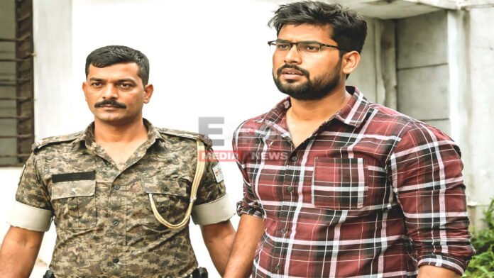 दो माह पहले नियुक्त BSO नंदन 40 हजार घूस लेते गिरफ्तार, जानें बड़ा रोचक मामला Dumka ACB arrested Barharwa BSO Nandan Kumar while taking a ₹40,000 bribe.